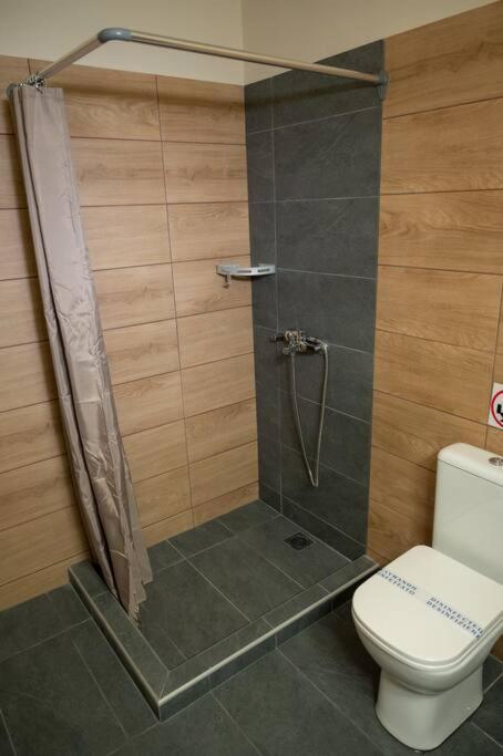 Anesis Airport Rooms 204 كوروبيون المظهر الخارجي الصورة